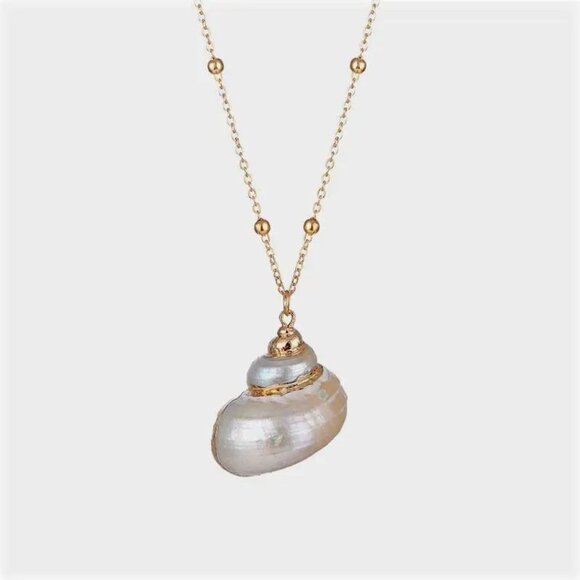 Moon Shell Pendant Necklace Gold Sea Nautical Mermaid Beach Boho Jewelry - Picture 3 of 5